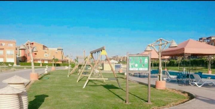 Marina Wadi Degla Villa Duplex 4 Bedrooms アインソフナ エクステリア 写真