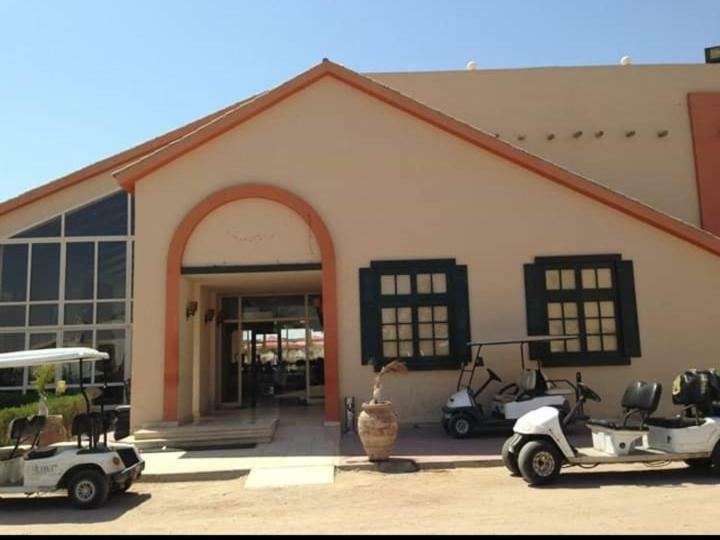Marina Wadi Degla Villa Duplex 4 Bedrooms アインソフナ エクステリア 写真